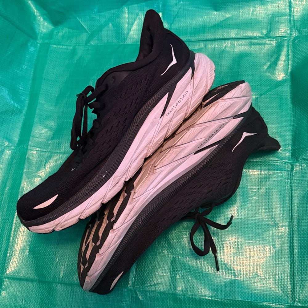Hoka Clifton 8 - used - Picture 3 of 7